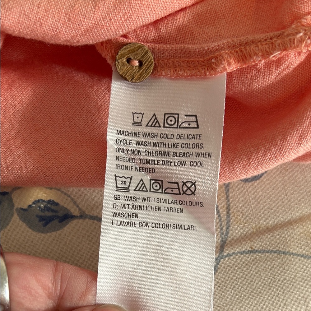 Canyon Retreat Coral Embroidered Linen Top Plus 2X New Button‑Down Roll‑Tab - Picture 10 of 11
